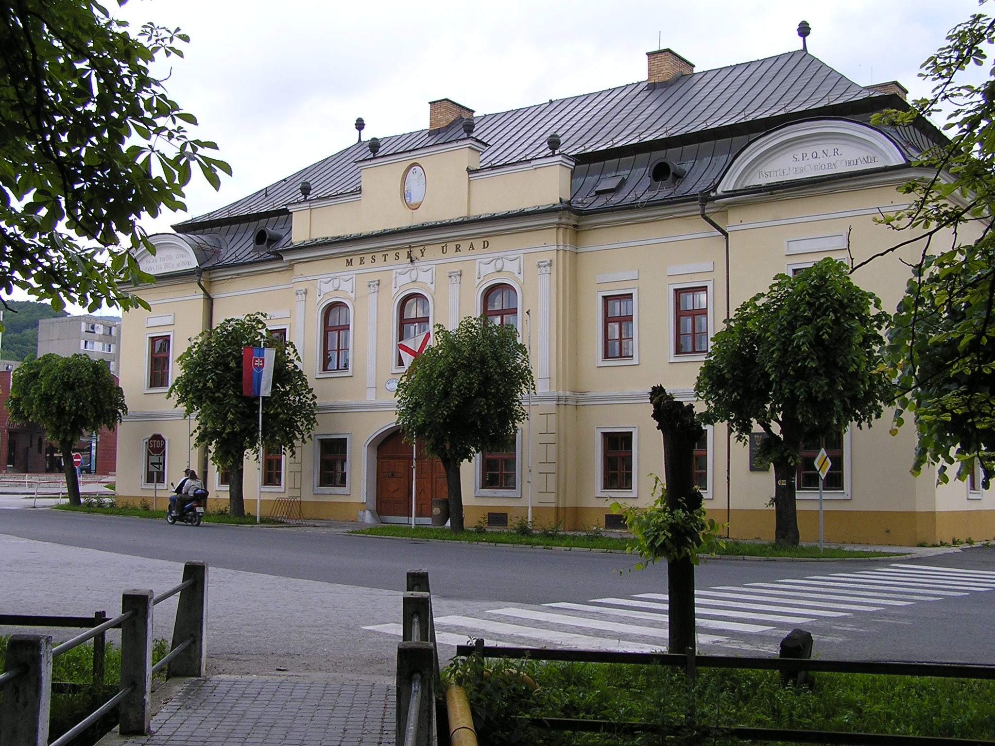 Budova mestskej radnice, v súčasnosti budova MsÚ - Revúca