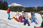 pozrite_si_strbske_pleso_pokryte_prirodnym_snehom